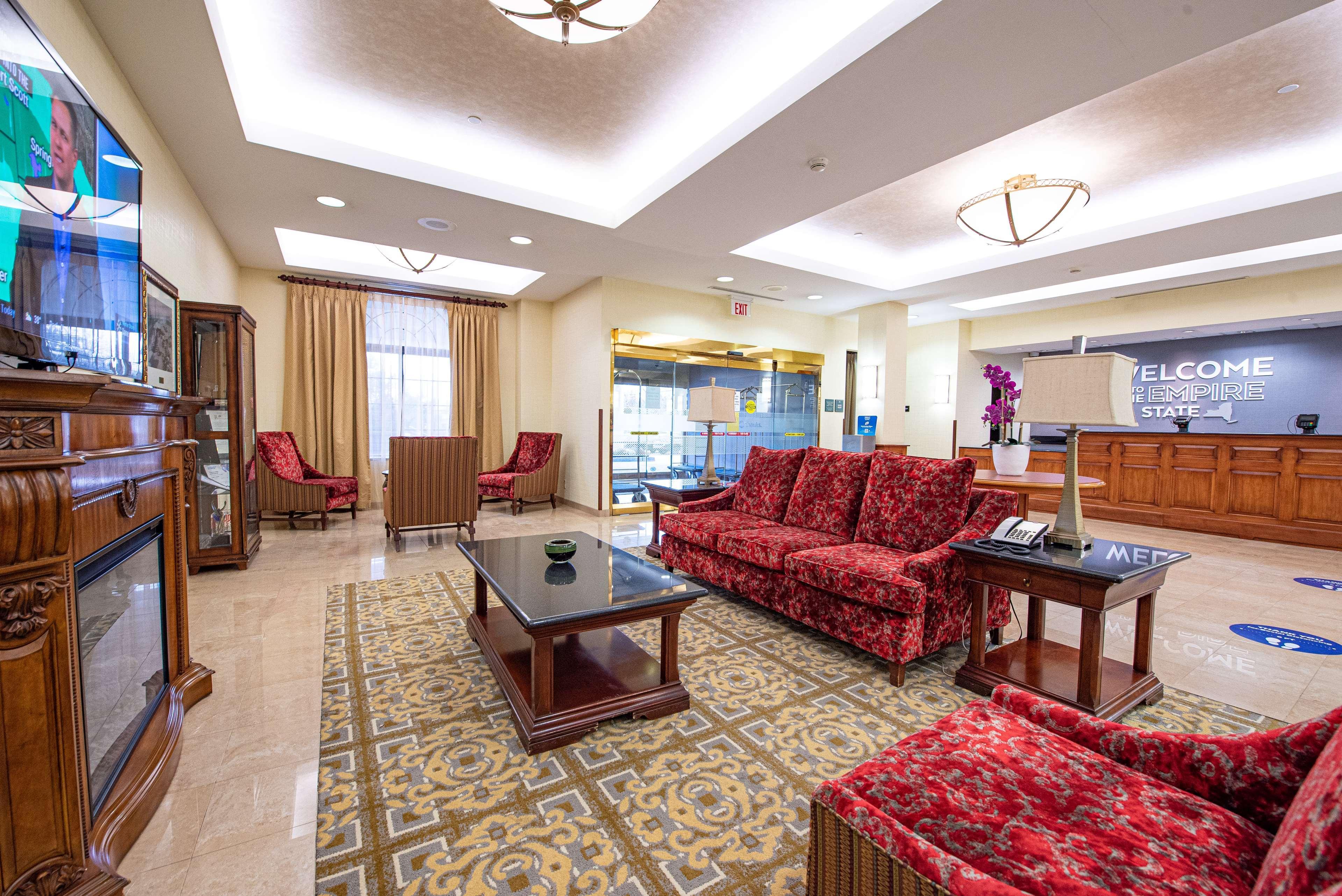 Hampton Inn & Suites By Hilton - Rockville Centre Exteriör bild