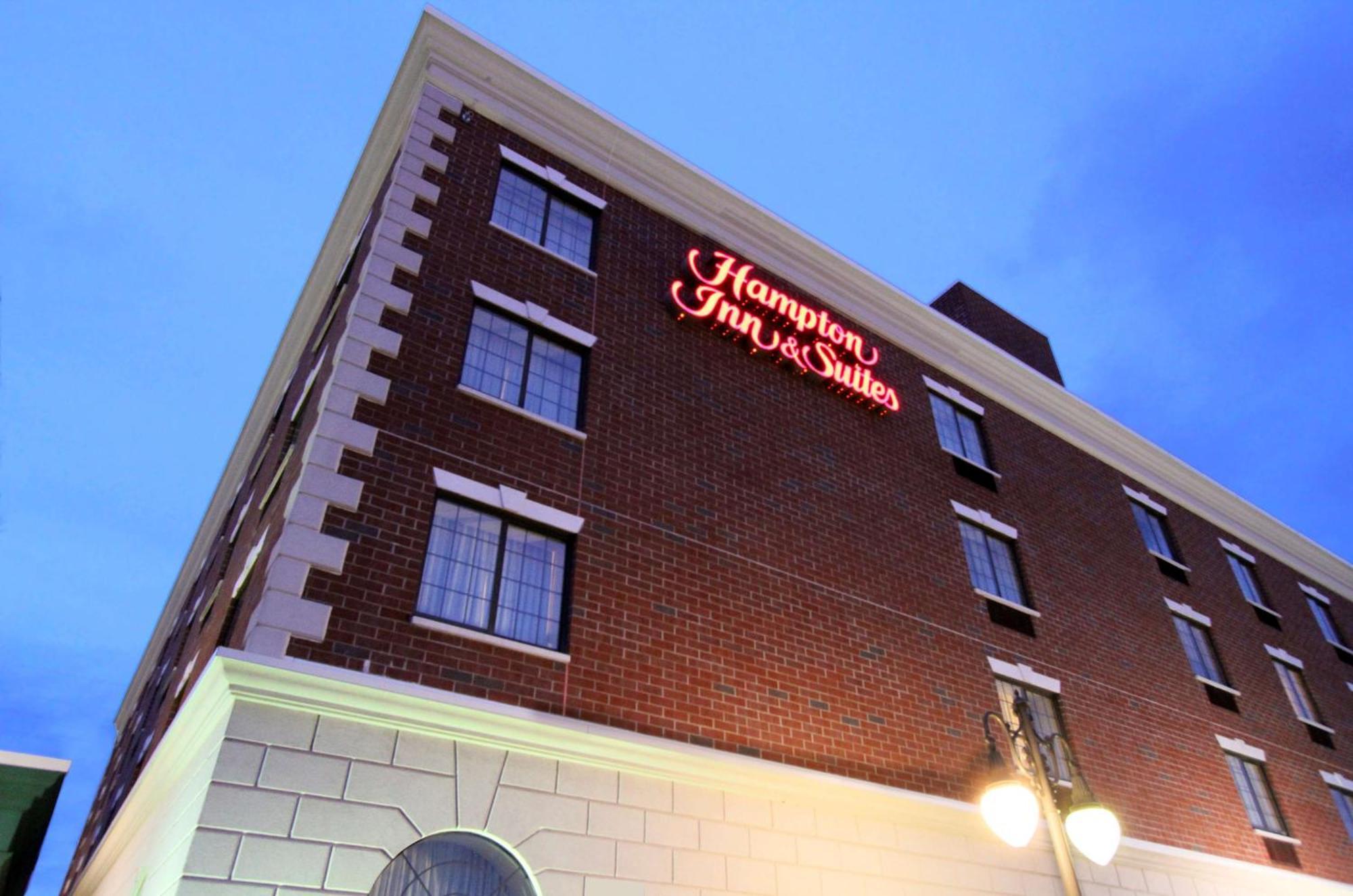 Hampton Inn & Suites By Hilton - Rockville Centre Exteriör bild