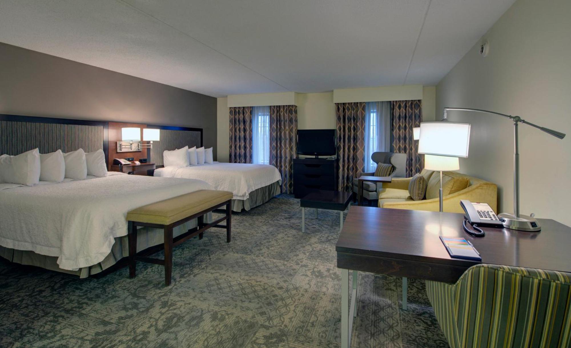 Hampton Inn & Suites By Hilton - Rockville Centre Exteriör bild
